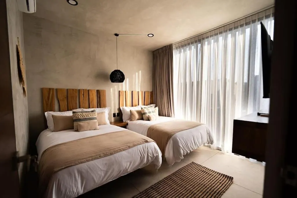 Villa Luxury Twin Villas, 4 Private Pools, 2 Rooftops, Bbq, Near Beach Tulum