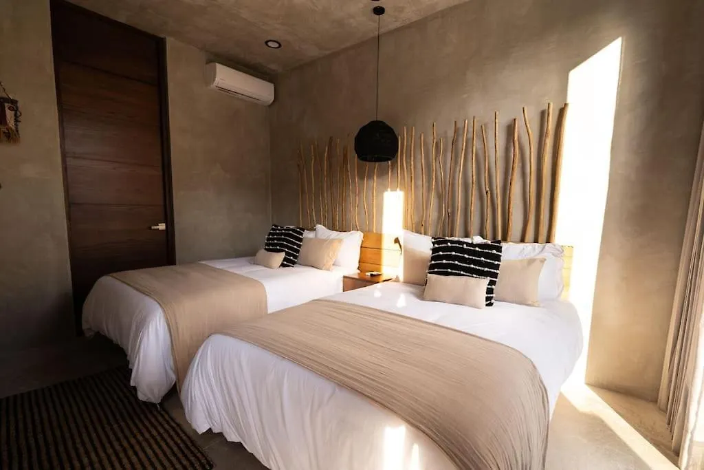 Luxury Twin Villas, 4 Private Pools, 2 Rooftops, Bbq, Near Beach Tulum Villa