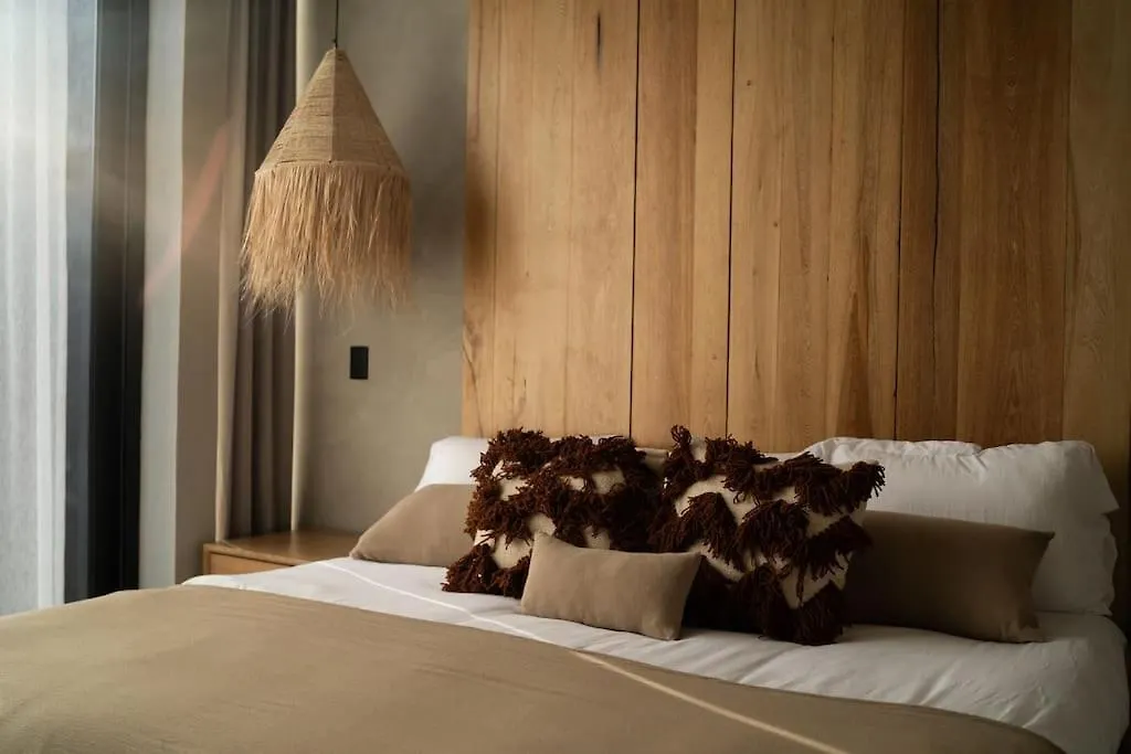 Luxury Twin Villas, 4 Private Pools, 2 Rooftops, Bbq, Near Beach Tulum Villa