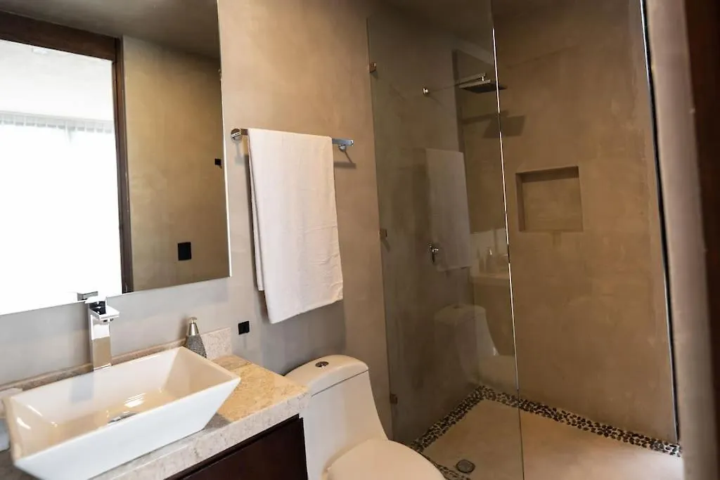 Luxury Twin Villas, 4 Private Pools, 2 Rooftops, Bbq, Near Beach Tulum Villa
