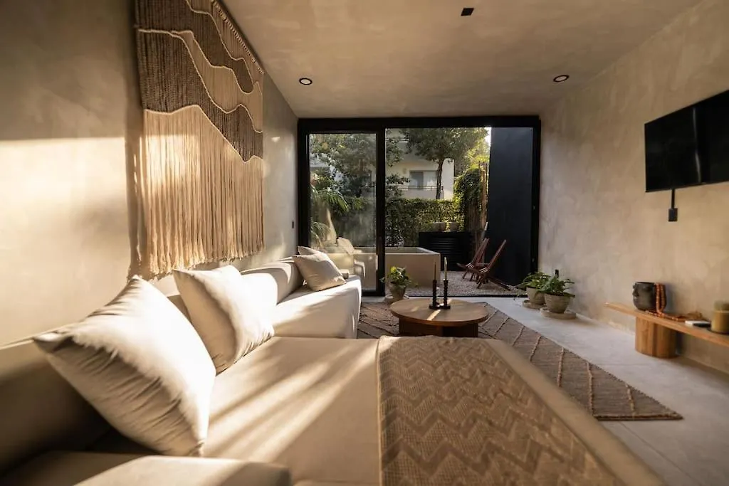 Luxury Twin Villas, 4 Private Pools, 2 Rooftops, Bbq, Near Beach Tulum 0*,  Mexico