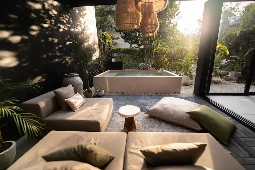 Luxury Twin Villas, 4 Private Pools, 2 Rooftops, Bbq, Near Beach Tulum Mexico