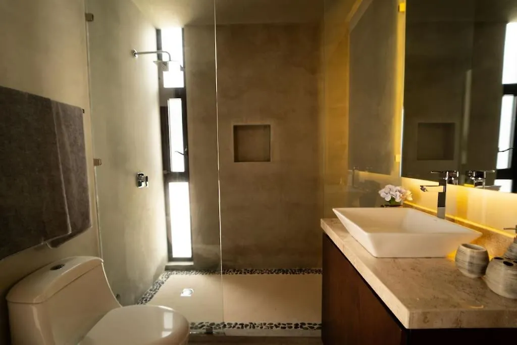 Luxury Twin Villas, 4 Private Pools, 2 Rooftops, Bbq, Near Beach Tulum 0*,  Mexico